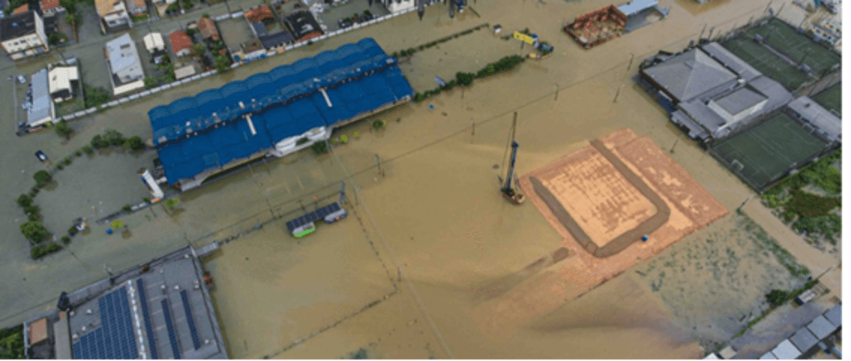 Com rodoviária isolada, embarques e desembarques acontecem no Posto Fera