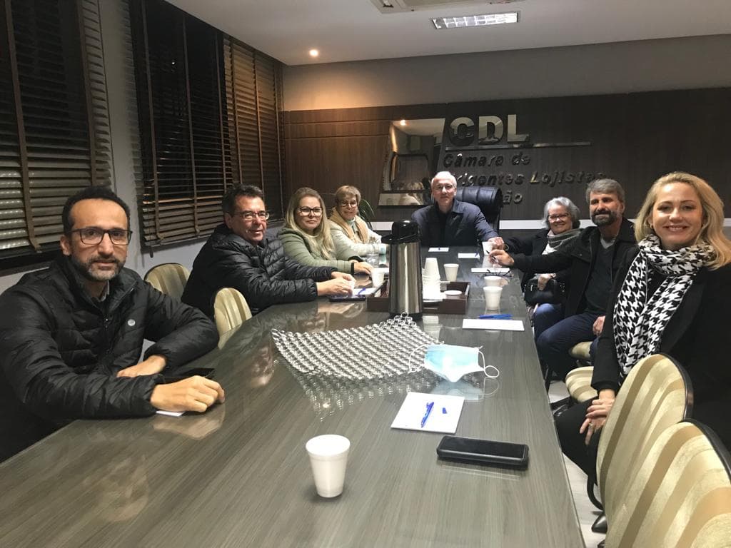 Situação dos moradores de rua é discutida em Tubarão