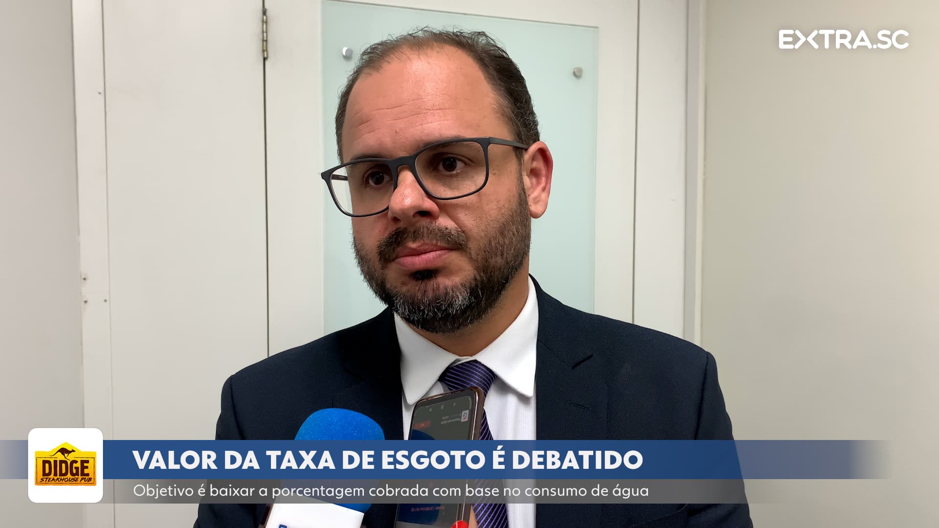 Valor da taxa de tratamento de esgoto em Tubarão é debatido durante sessão da Câmara