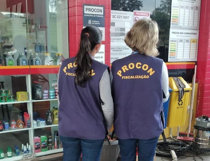 Dezoito postos de combustíveis de Tubarão são notificados pelo Procon