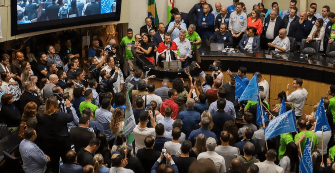 Com Udo já ao seu lado, Carlos Moisés é confirmado como candidato à reeleição