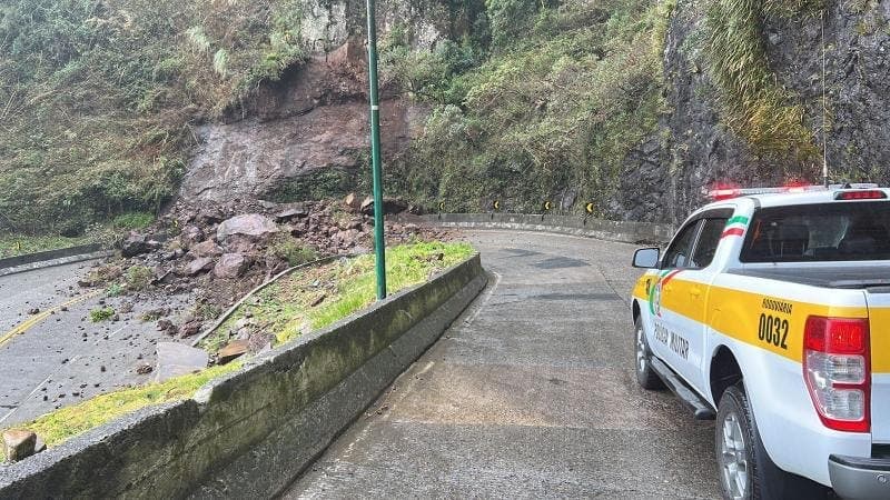 Tráfego na Serra do Rio do Rastro é liberado