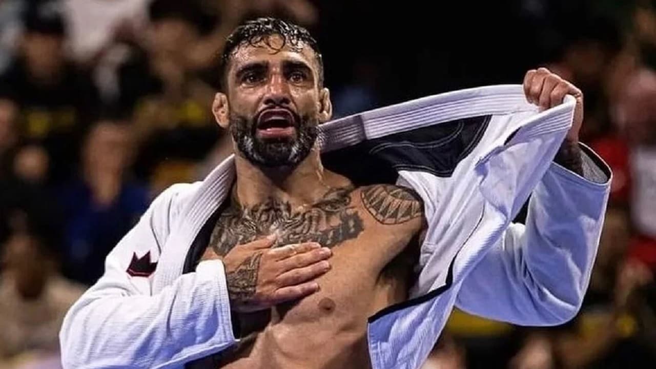 Campeão mundial de jiu-jítsu morre após levar tiro de policial