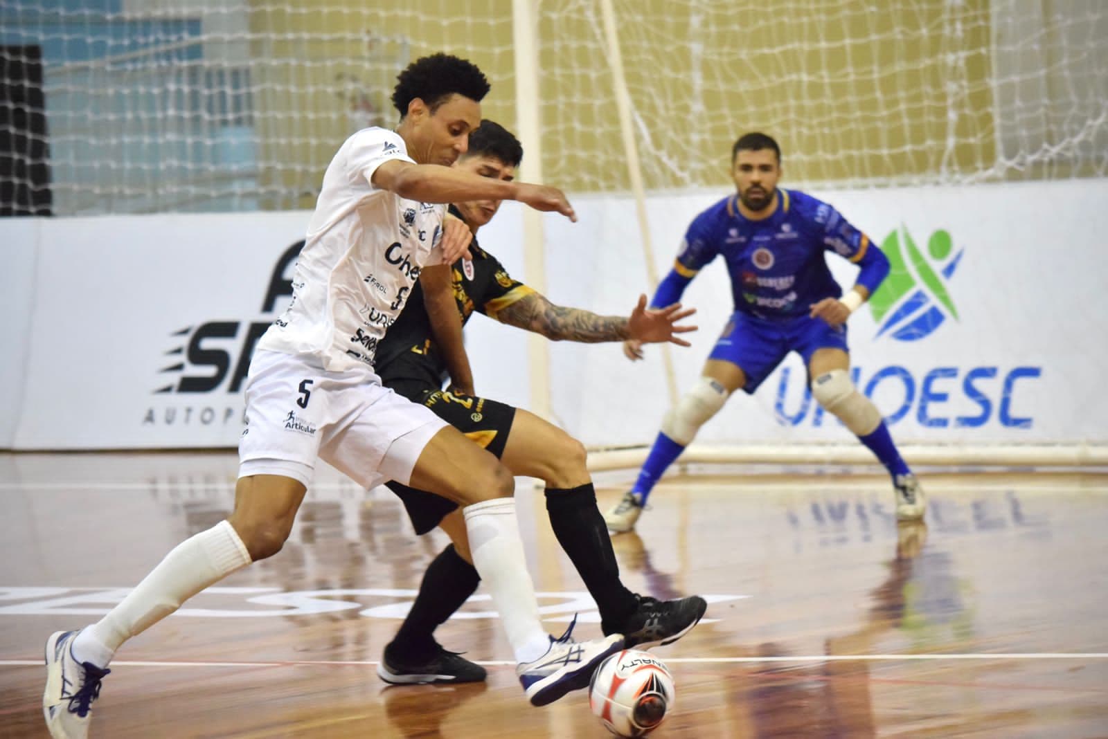 ESTADUAL: Tubarão Futsal empata com o Joaçaba e conquista ponto importante