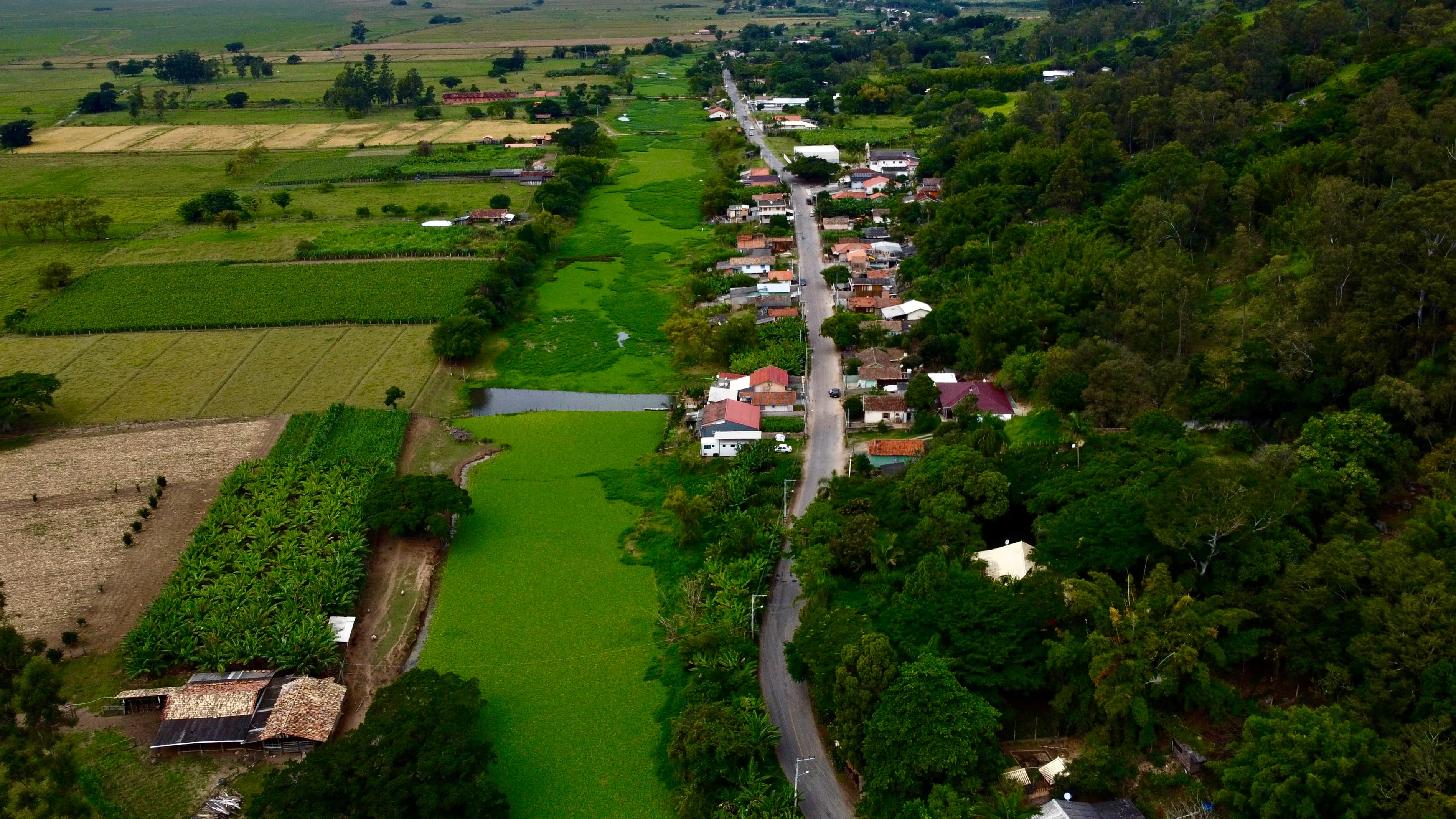 Iniciada a revitalização de mais um trecho da estrada geral da Madre