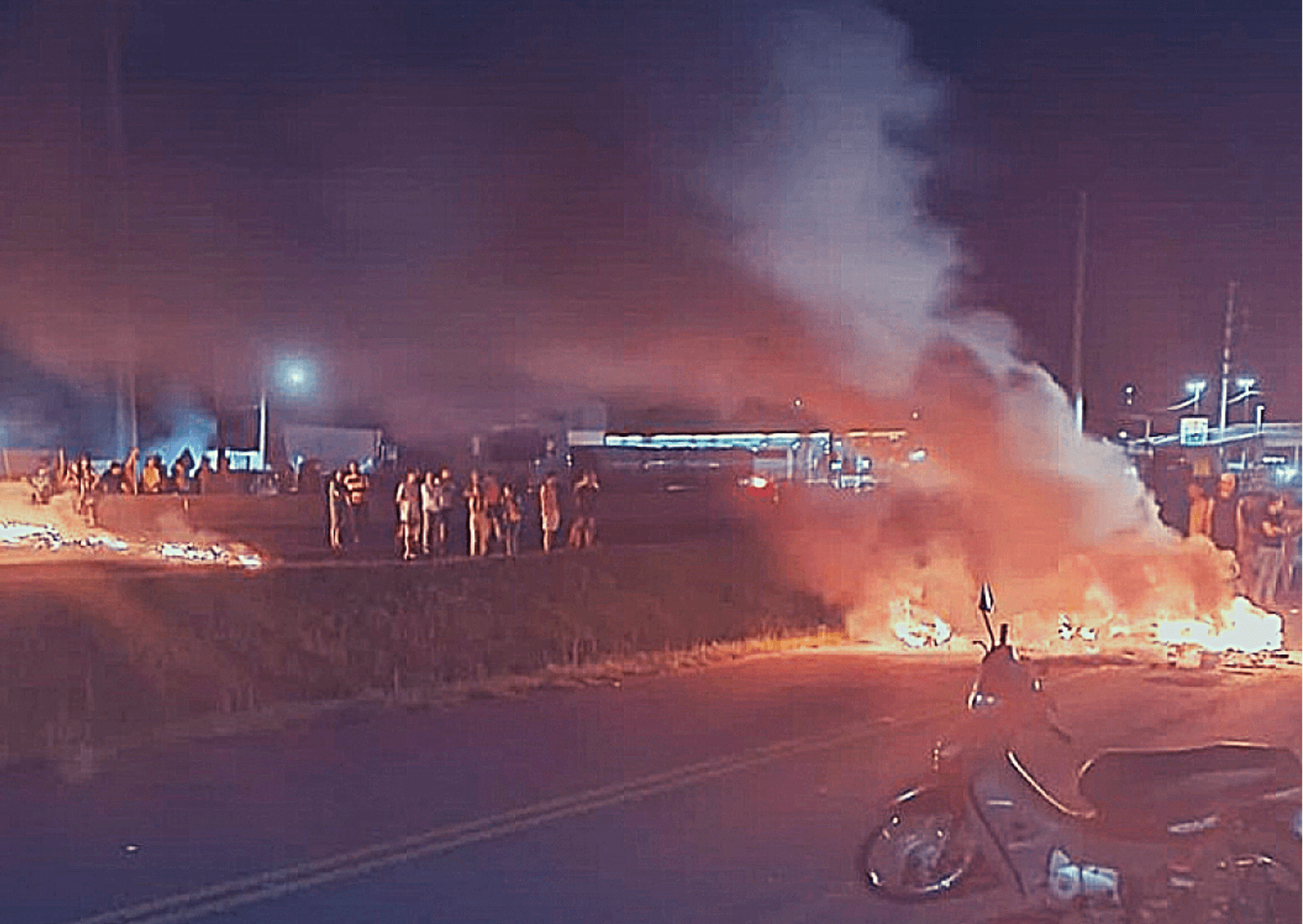 18 pontos estão bloqueados por manifestantes nas rodovias federais de SC