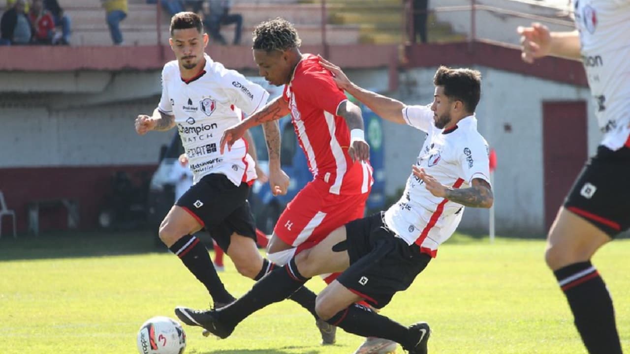 COPA SC: Hercílio Luz e Joinville empatam em 1 a 1