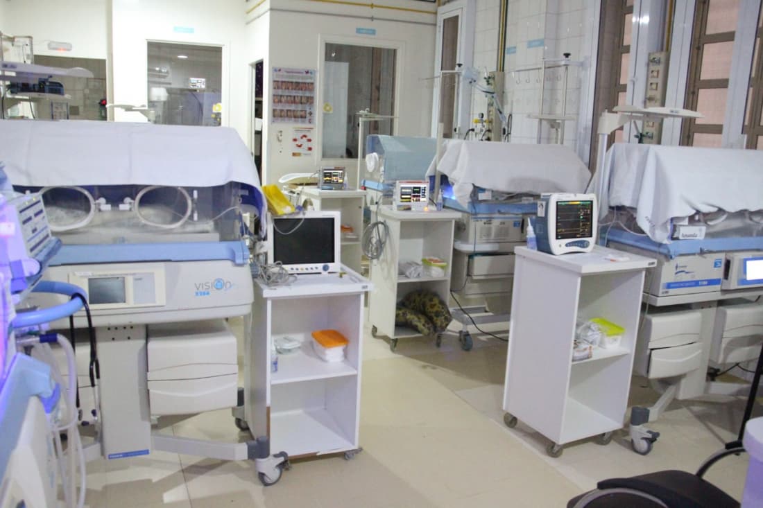 Centro Materno Infantil do HNSC enfrenta superlotação mais uma vez