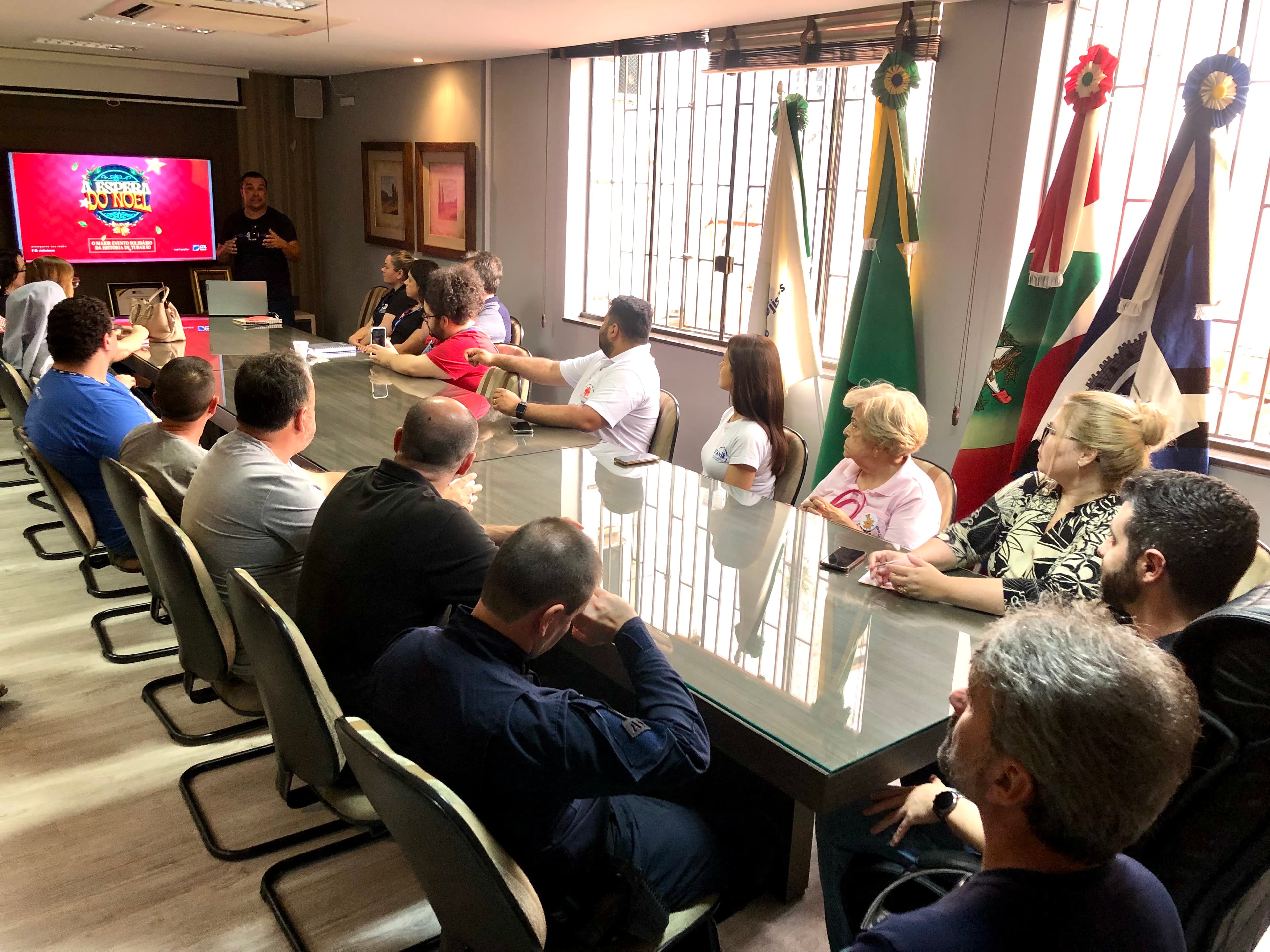 Evento “À Espera de Noel” irá arrecadar fundos para entidades