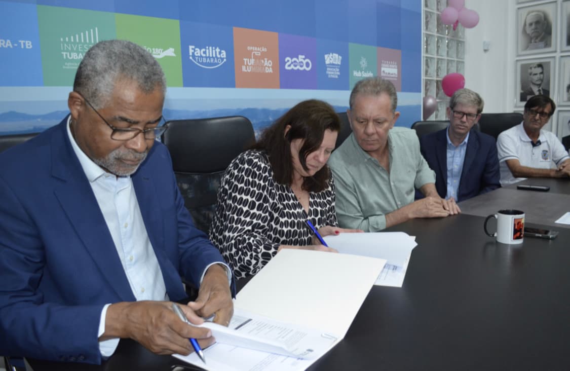 Trinta bolsas de estudo em curso superior serão oferecidas em Tubarão