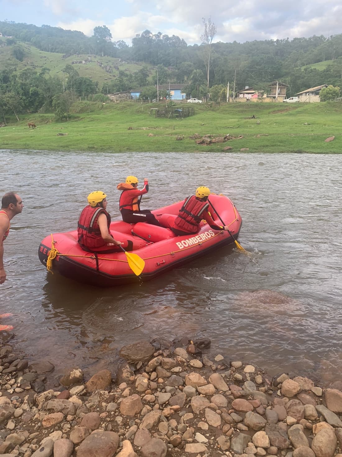Corpo do jovem que desapareceu no Rio Tubarão é encontrado