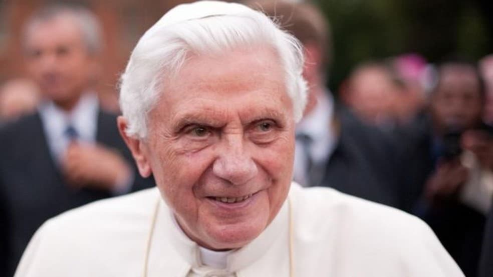 Morre o papa emérito Bento XVI, aos 95 anos