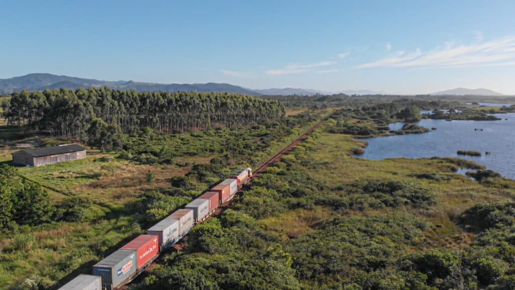 Ferrovia Tereza Cristina completa 26 anos nesta quarta-feira (1º)