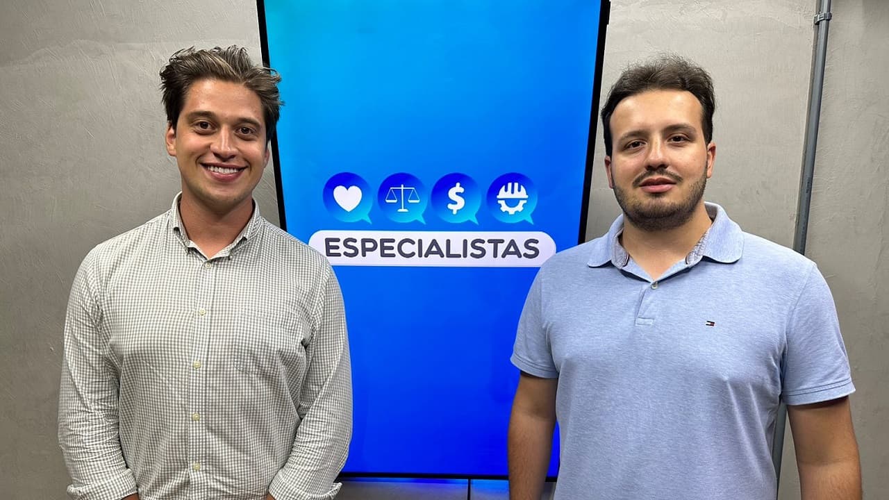 Gustavo Botega e Marcus Acorsi estreiam o "Especialistas - Seus Direitos" no EXTRA.SC