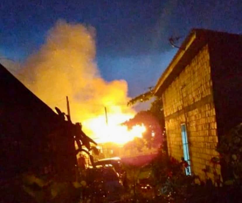 Casa é totalmente destruída por incêndio em Sangão