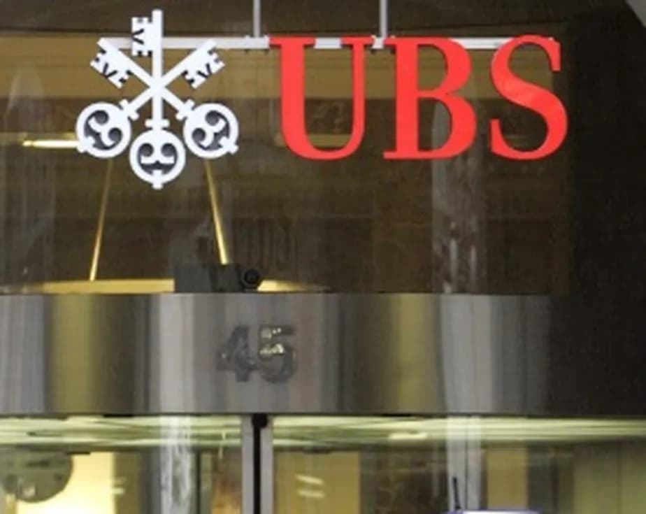 UBS compra Credit Suisse por US$ 3,2 bilhões, após negociação histórica