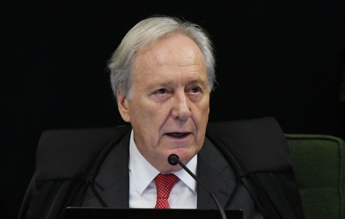 Ministro Ricardo Lewandowski anuncia aposentadoria para o dia 11 de abril