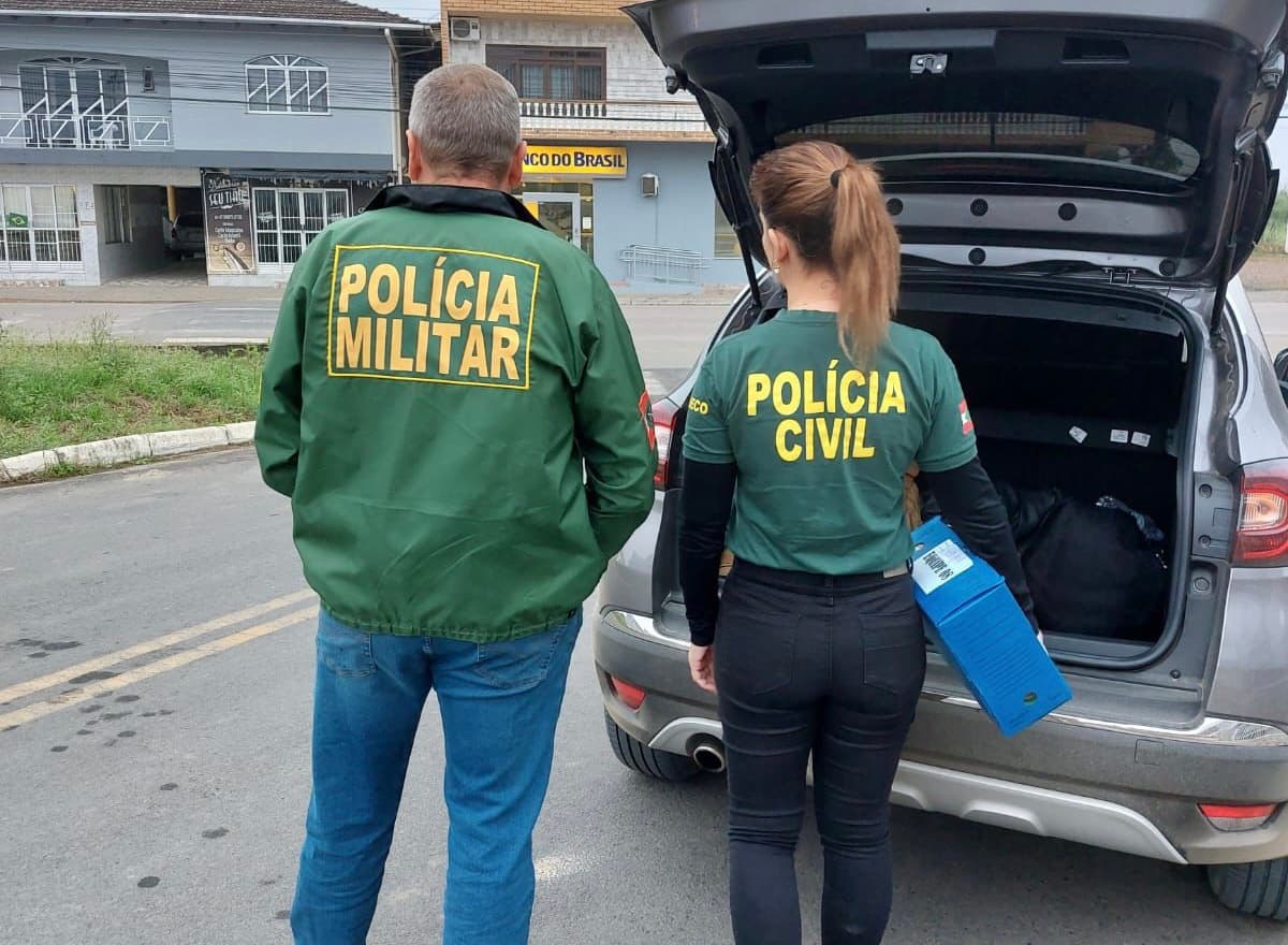 Mandados de prisão e de busca e apreensão são cumpridos em Tubarão pelo Gaeco