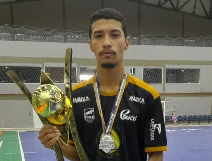 Áquila Barbosa é a nova contratação do Tubarão Futsal