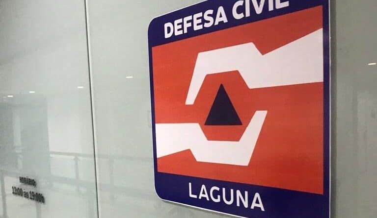 Alertas sobre risco de alagamentos e maré alta são emitidos em Laguna