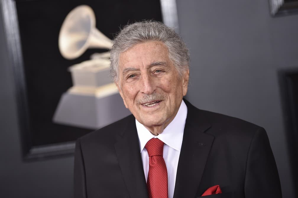 Tony Bennett, ícone da música romântica americana e do jazz, morre aos 96 anos