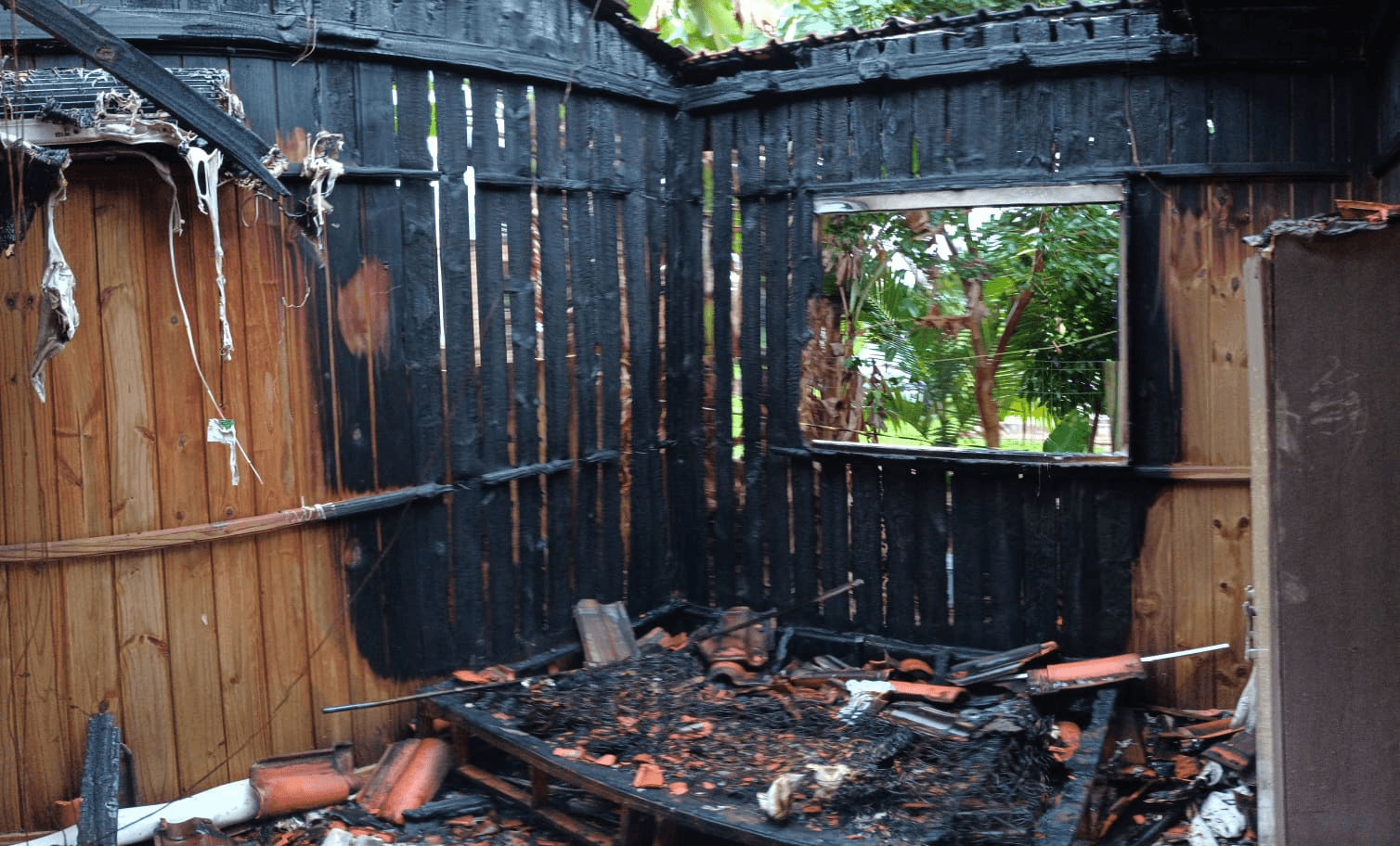 Incêndio de casa parcialmente destruída pode ter sido criminoso