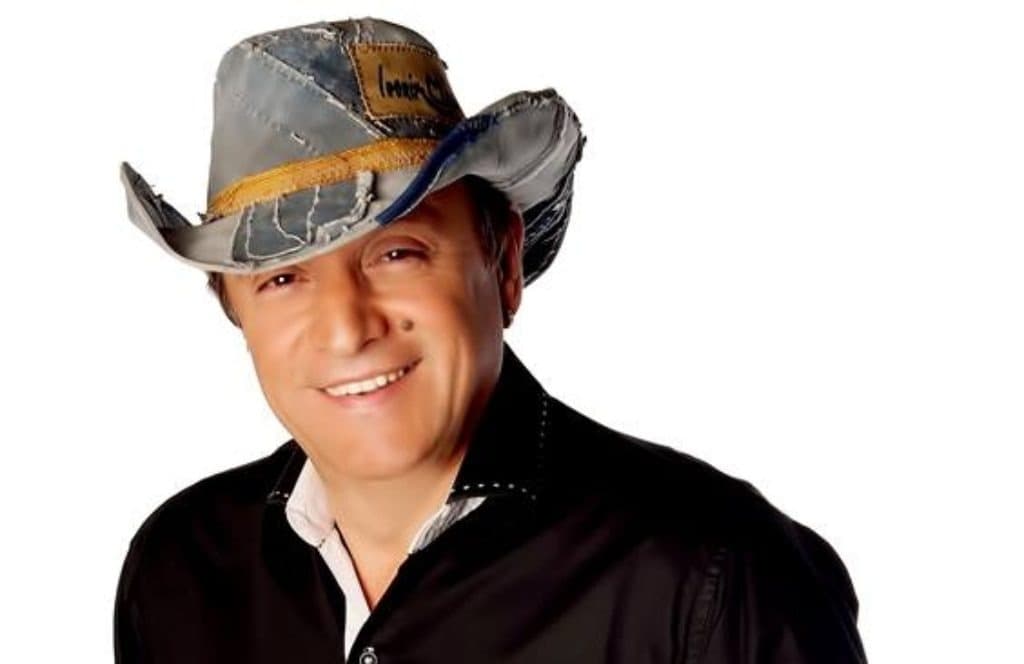 Cantor Ivonir Machado morre aos 63 anos