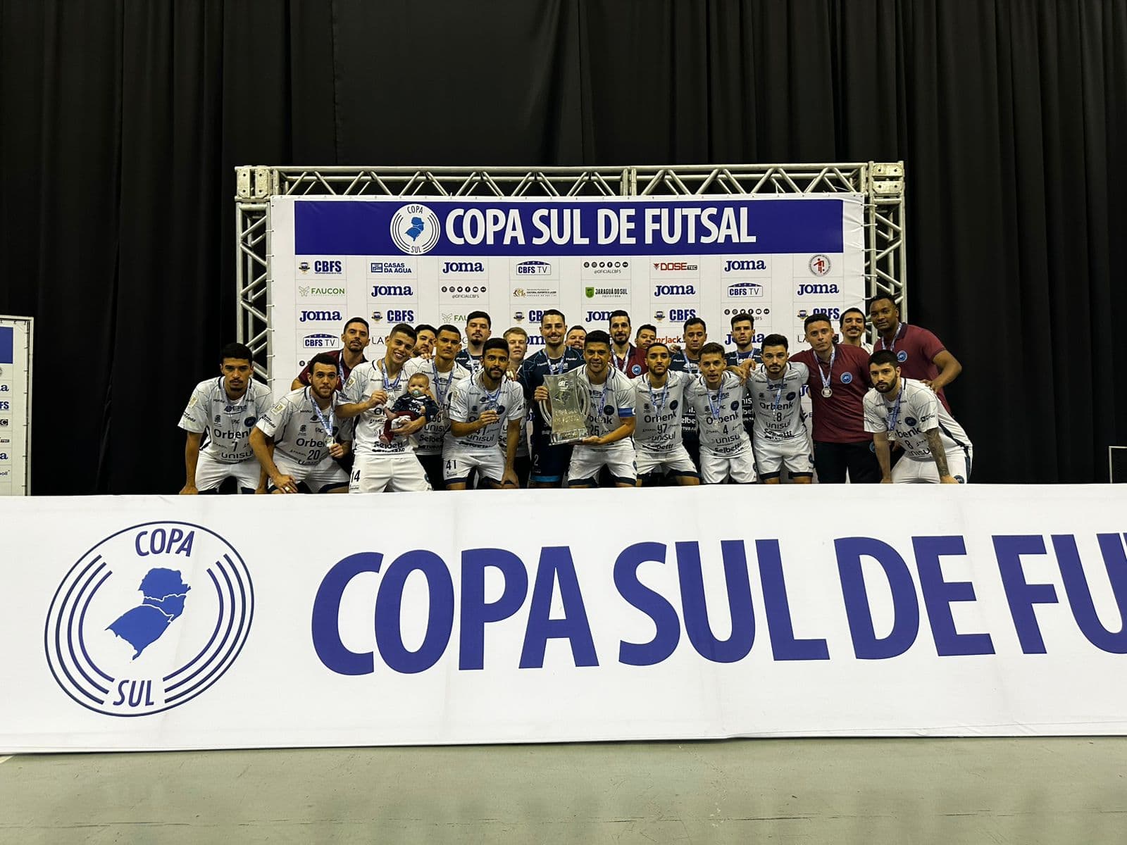 COPA SUL: Tubarão Futsal é superado pelo Jaraguá e fica com o vice-campeonato