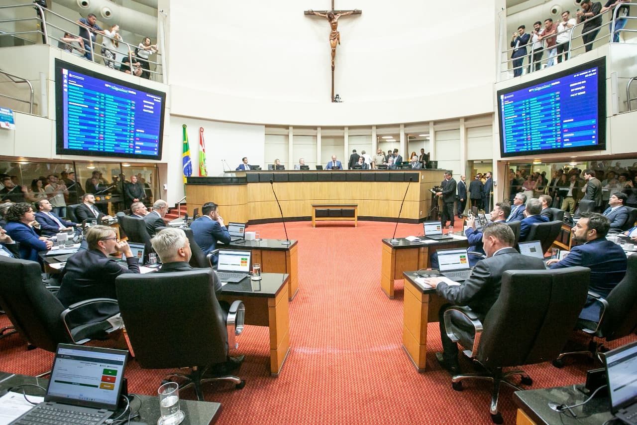 Lei Orçamentária Anual para o exercício 2024 em SC é aprovada