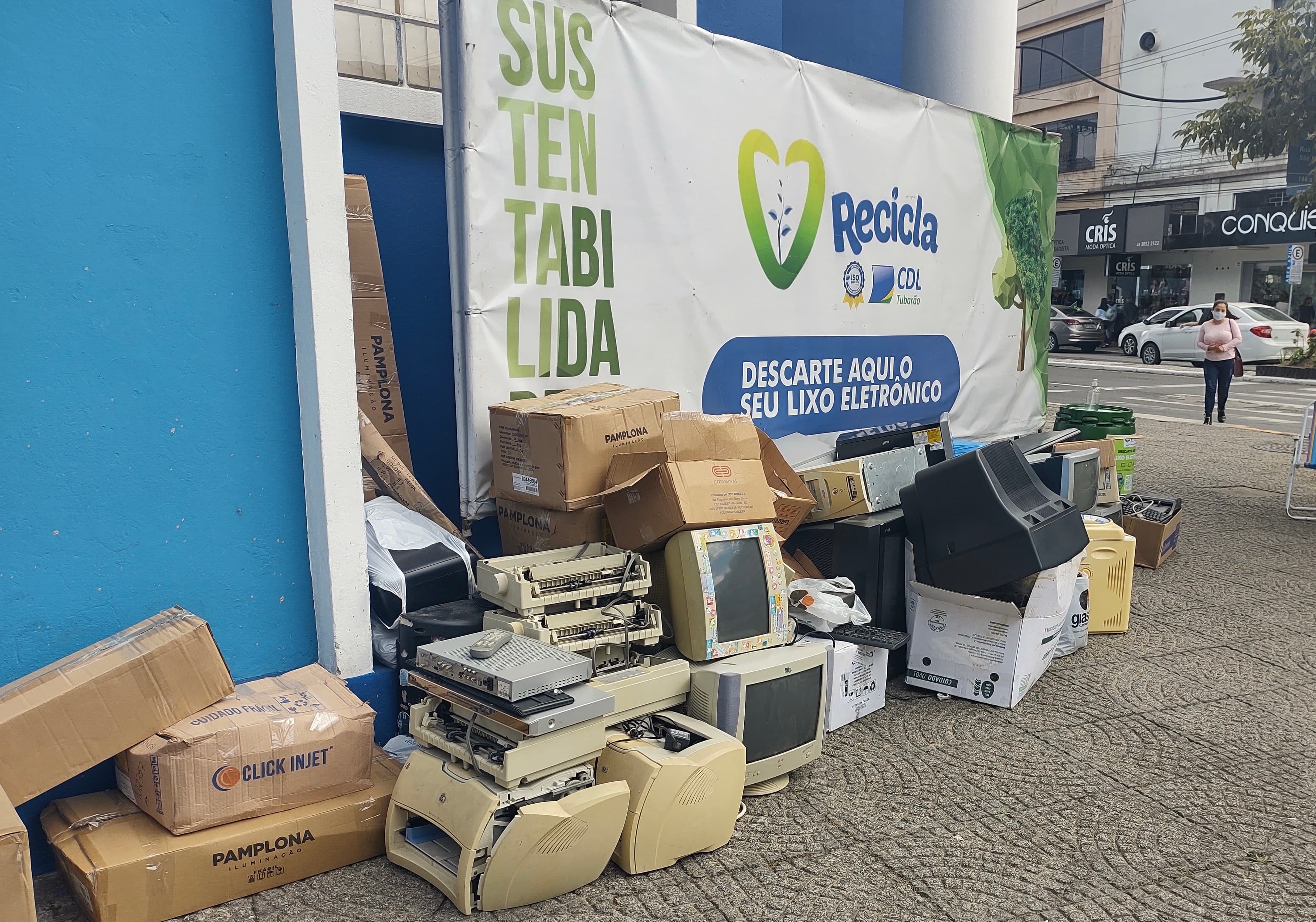 Mais de 200 toneladas de lixo eletrônico já foram recolhidas no Recicla CDL