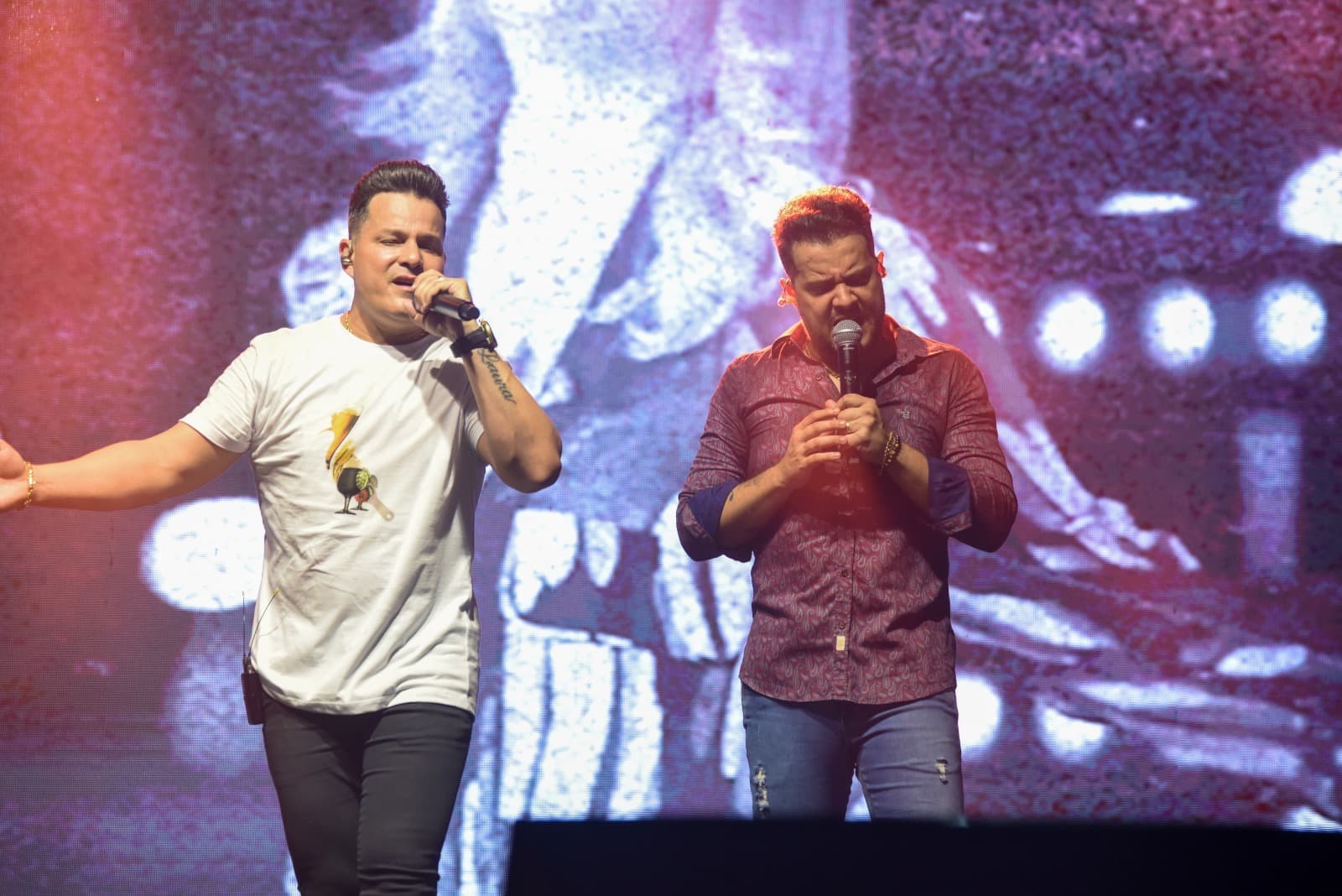 Show nacional e sorteios de prêmios marcaram o aniversário de 17 anos do Líder