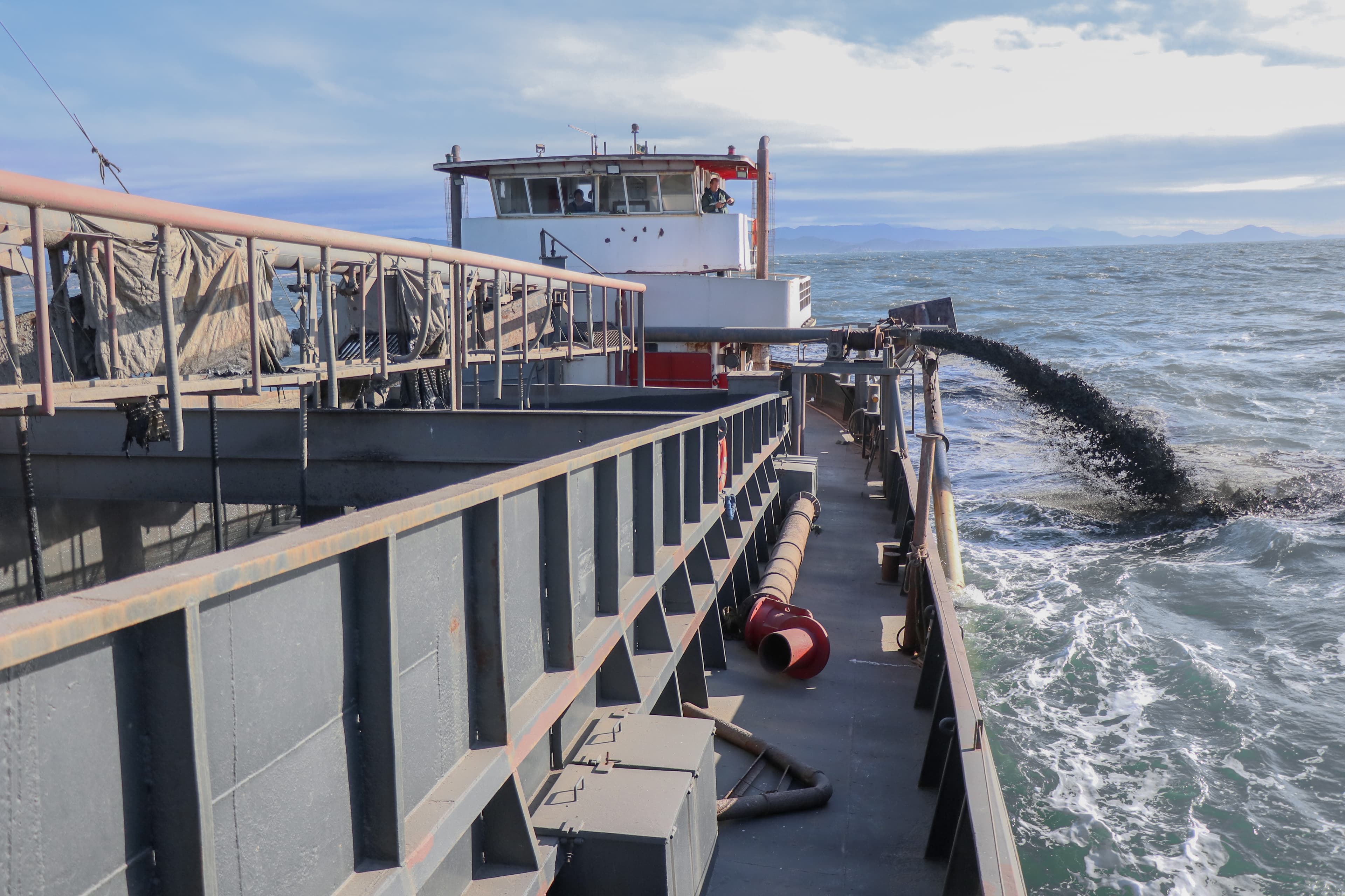 Porto de Imbituba debate a dragagem de manutenção do canal de acesso