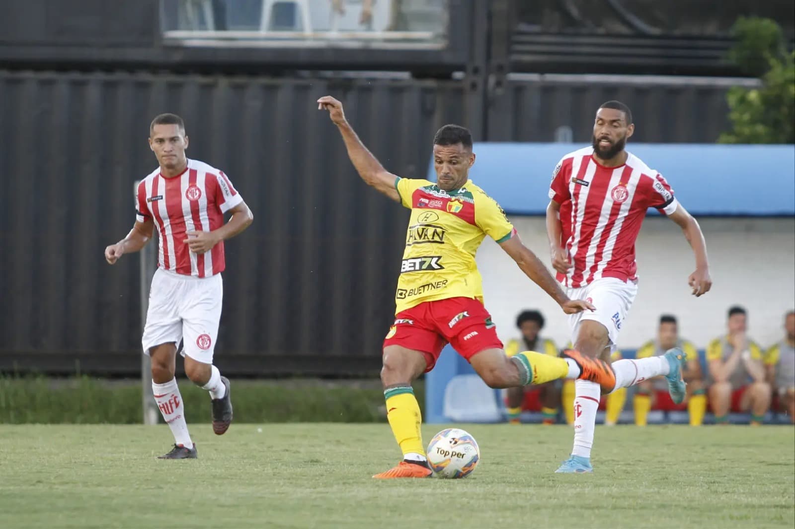 CATARINENSE: Hercílio Luz fica no empate contra o Brusque