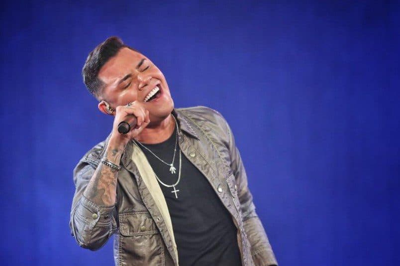 Felipe Araújo agita o Bloko Rosa neste sábado (10)