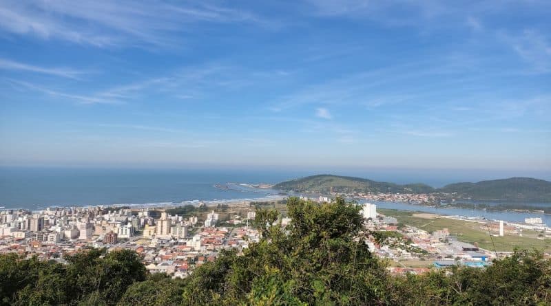 Mirante do Morro da Glória, em Laguna, passa por revitalização