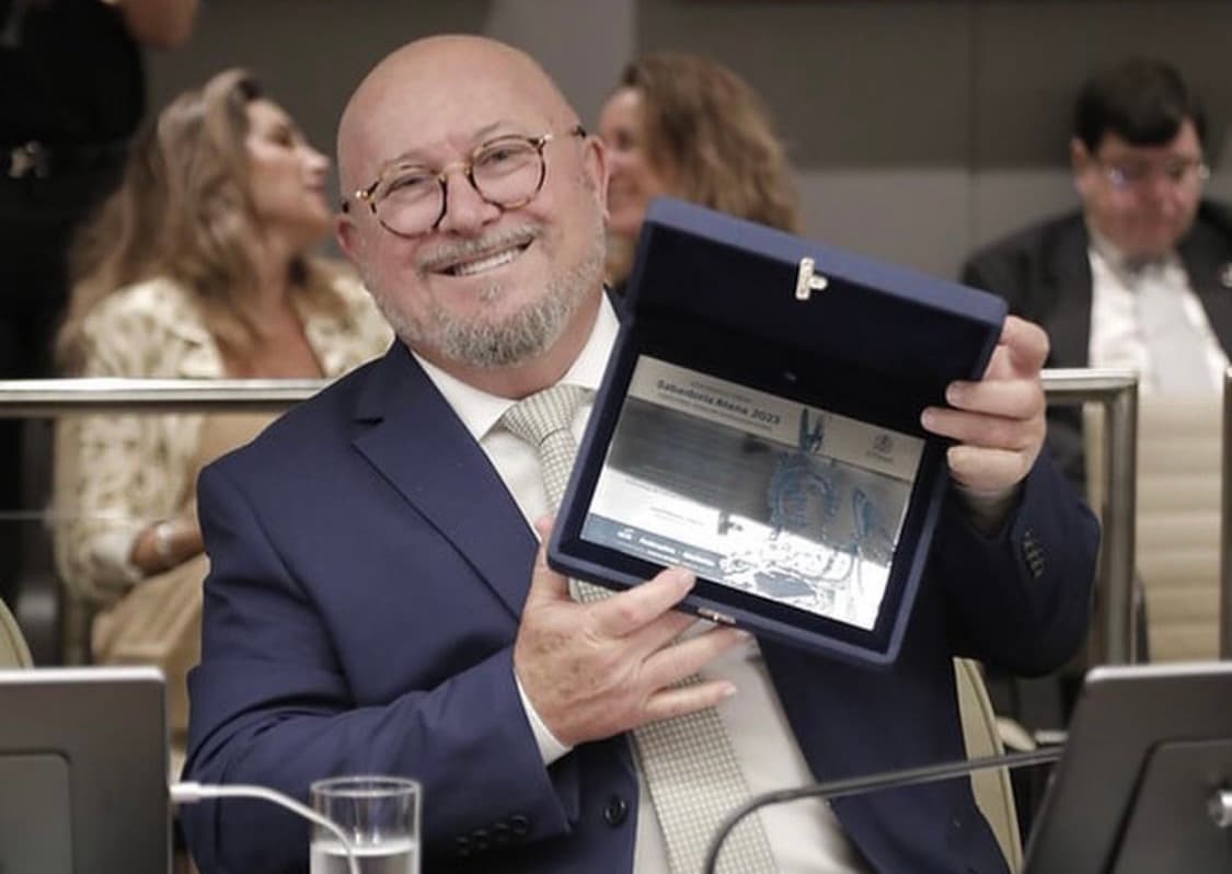 Sindilojas de Tubarão é premiado pela Confederação Nacional do Comércio de Bens, Serviços e Turismo