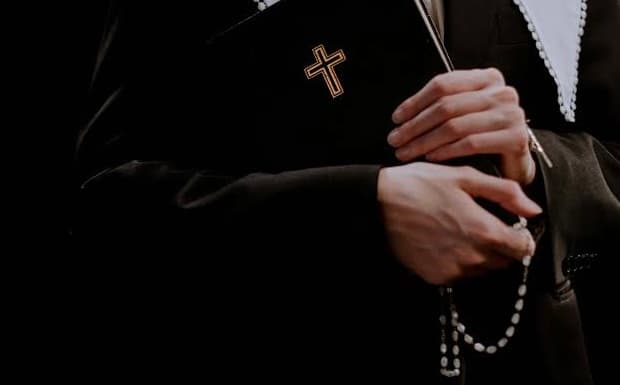 Freira diretora de asilo é sequestrada por técnico de enfermagem bêbado