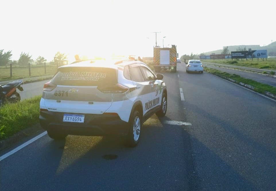 Motociclista sofre acidente fatal na Avenida João Marronzinho