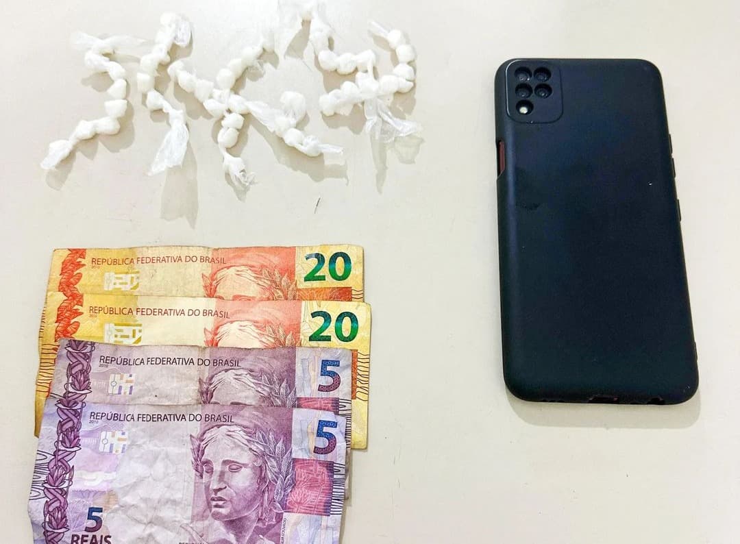 Adolescente é apreendido traficando drogas em Oficinas