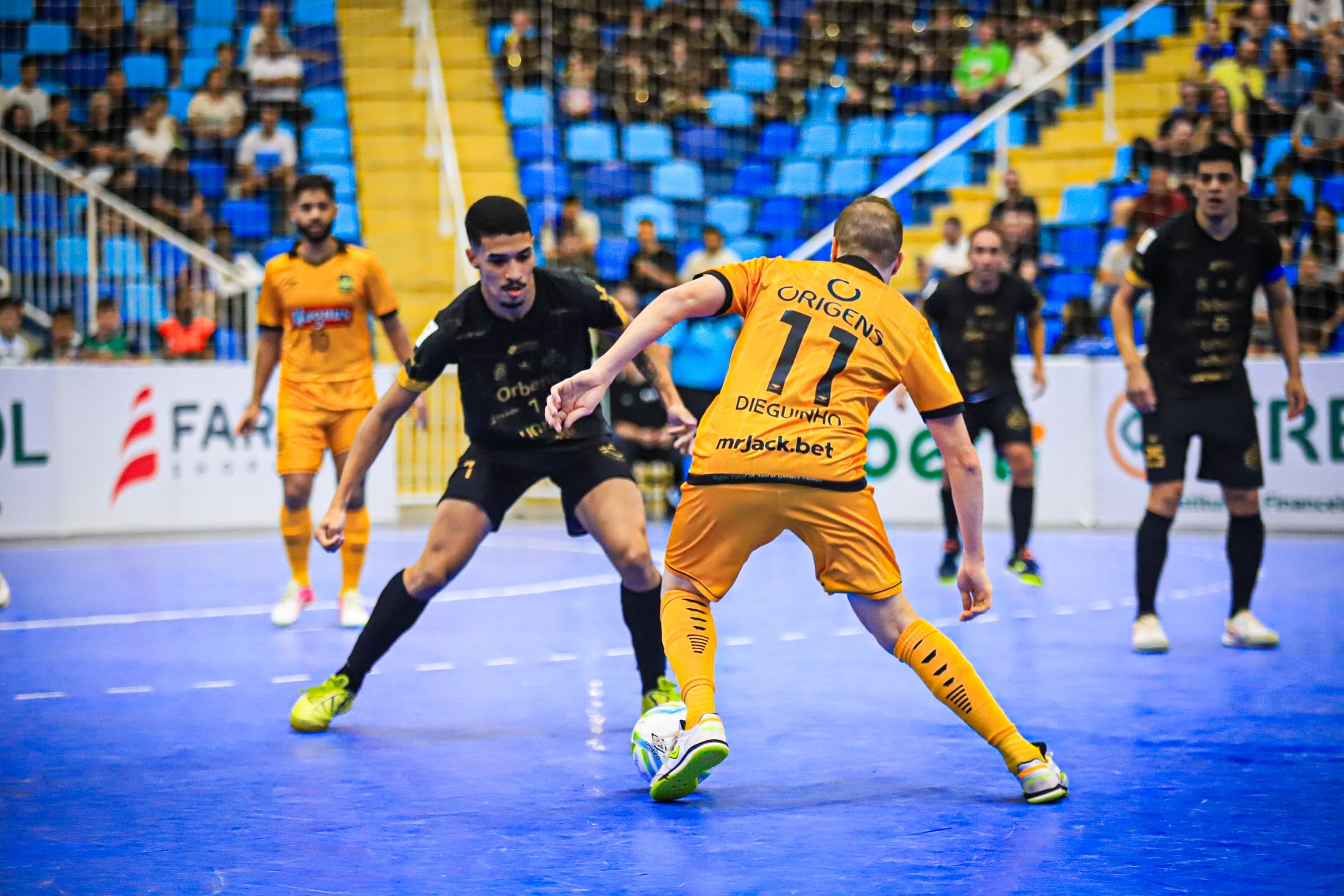 LIGA: Tubarão é derrotado pelo Magnus em casa