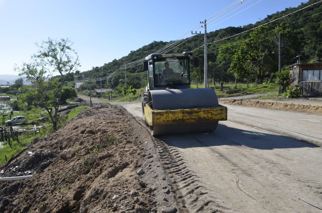 Pavimentação da Estrada de Congonhas está na fase final