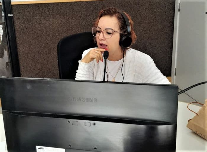 Comunicadora Deby Souza morre após 3 anos de luta contra o câncer