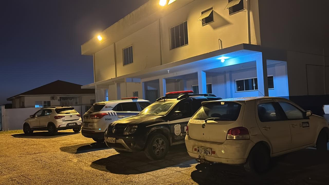 Servidores de prefeitura da região são afastados por suspeita de fraude em contratos