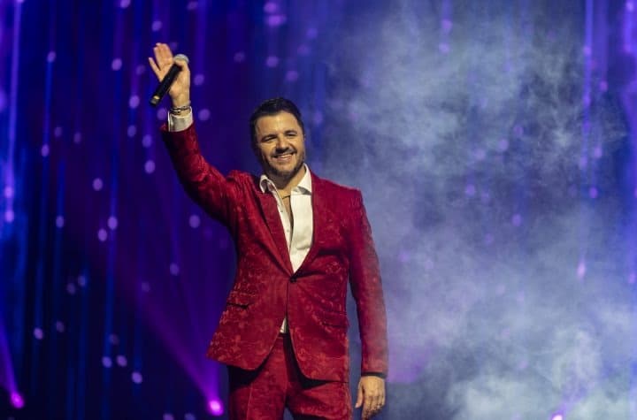 Maurício Manieri faz show especial do Dia dos Namorados neste fim de semana em Tubarão