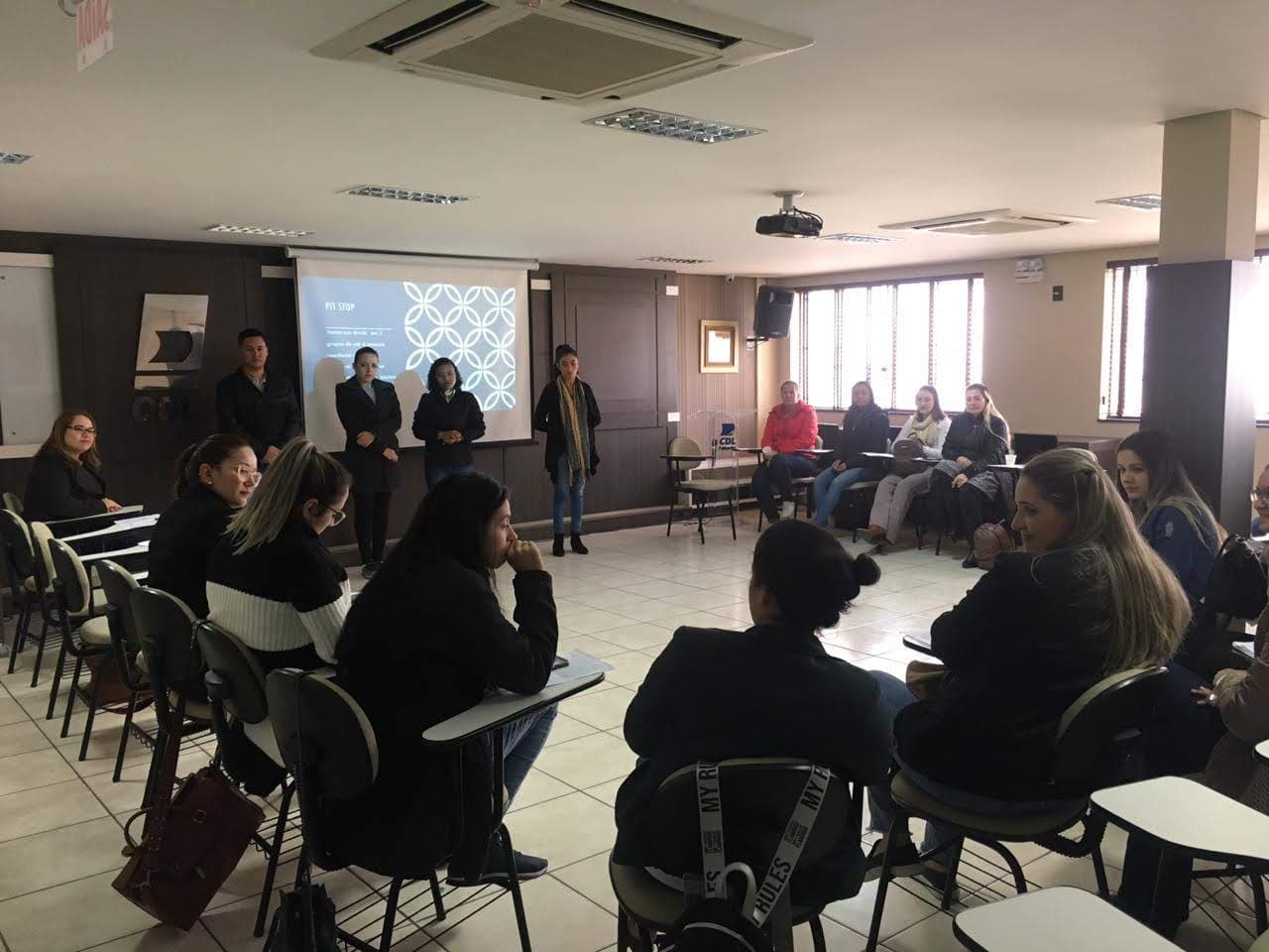 Escola do Atendimento de Tubarão abre nova turma para início em agosto