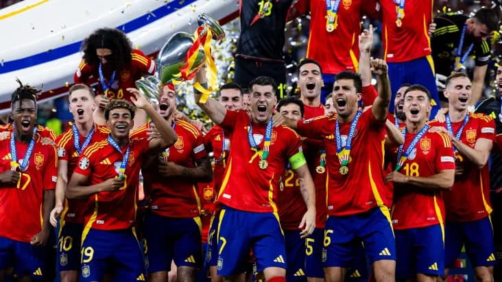 EUROCOPA: Espanha bate Inglaterra com gol no fim e conquista tetracampeonato