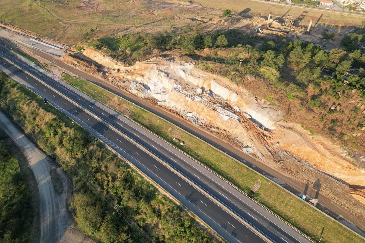 Nova detonação de rochas ocorre na BR-101, em Capivari, nesta quinta-feira (1º)