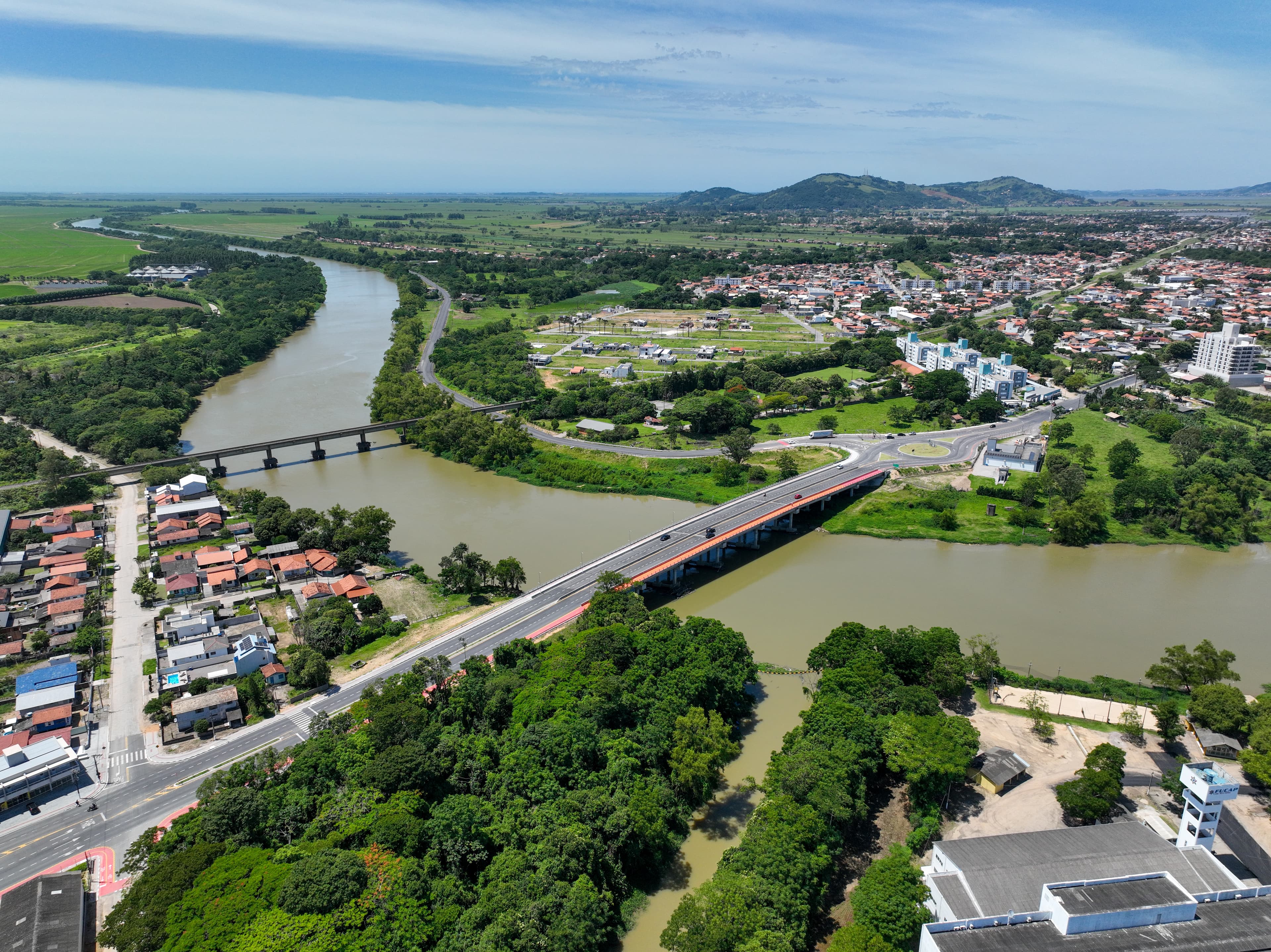 Ponte entre Tubarão e Capivari de Baixo é oficialmente inaugurada