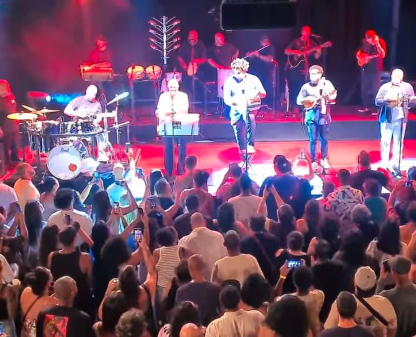 Shows gratuitos de Dazaranha e Fundo de Quintal ocorrerão em Laguna no fim de semana