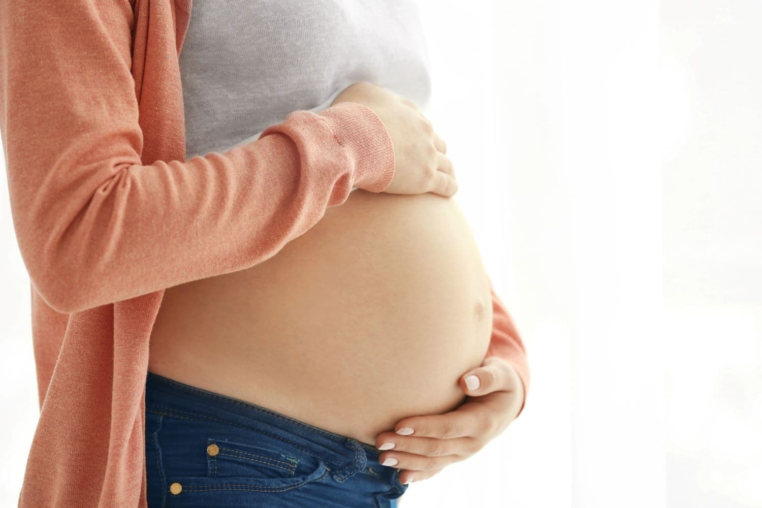 Alta nos casos de coqueluche reforça a importância da vacinação entre as gestantes